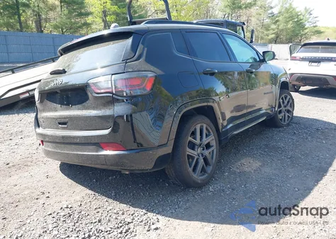 2024 Jeep Compass Limited 4X4 from USA, damaged, VIN 3C4NJDCN6RT169683